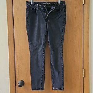 Black Jeans